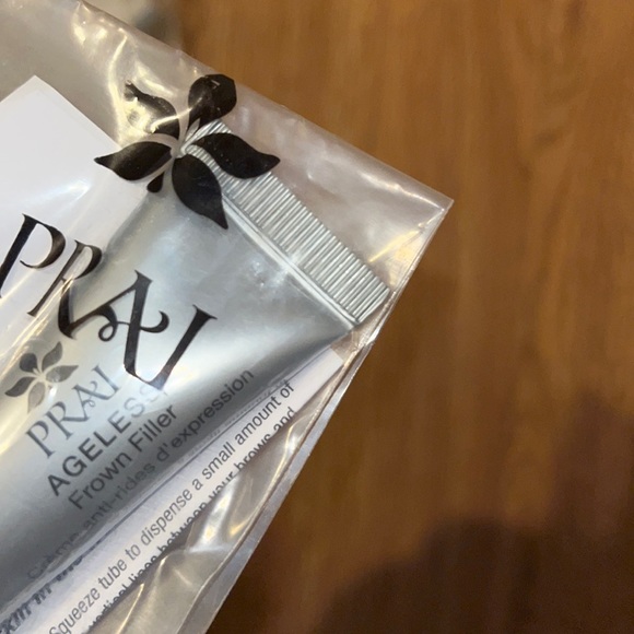 ⚪️💎⚪️ • Prai x Frown Filler •💎⚪️💎 - Picture 2 of 4